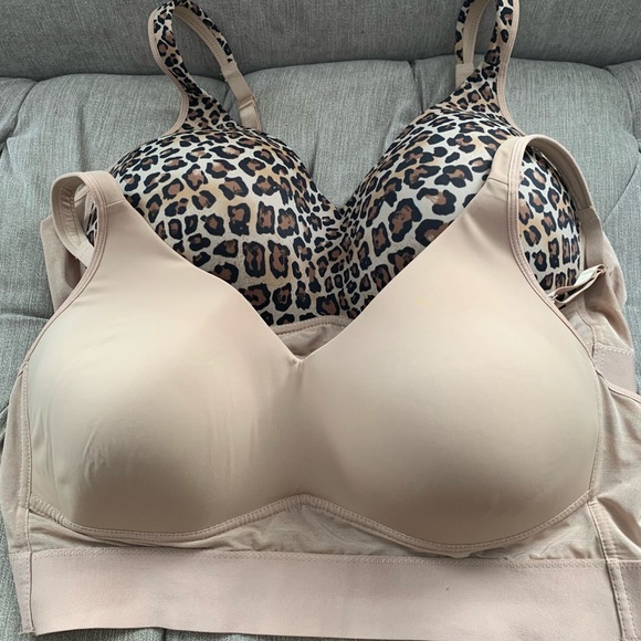 New Rhonda Shear cross back bra with molded cups - Picture 1 of 9